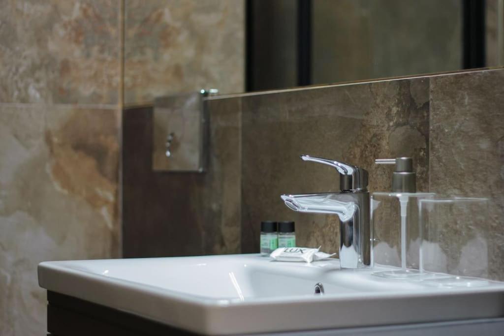 Lucky Central Home #22 Vipgreece Athens Ngoại thất bức ảnh